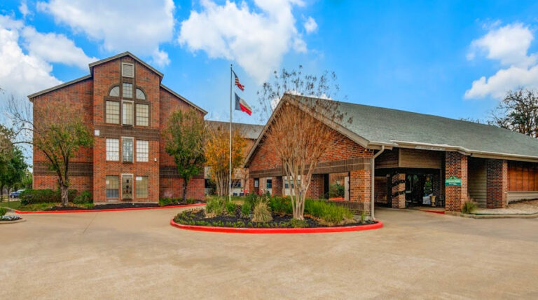 Serenity at Briarcrest Apartments, 2410 Memorial Drive, Bryan, Texas